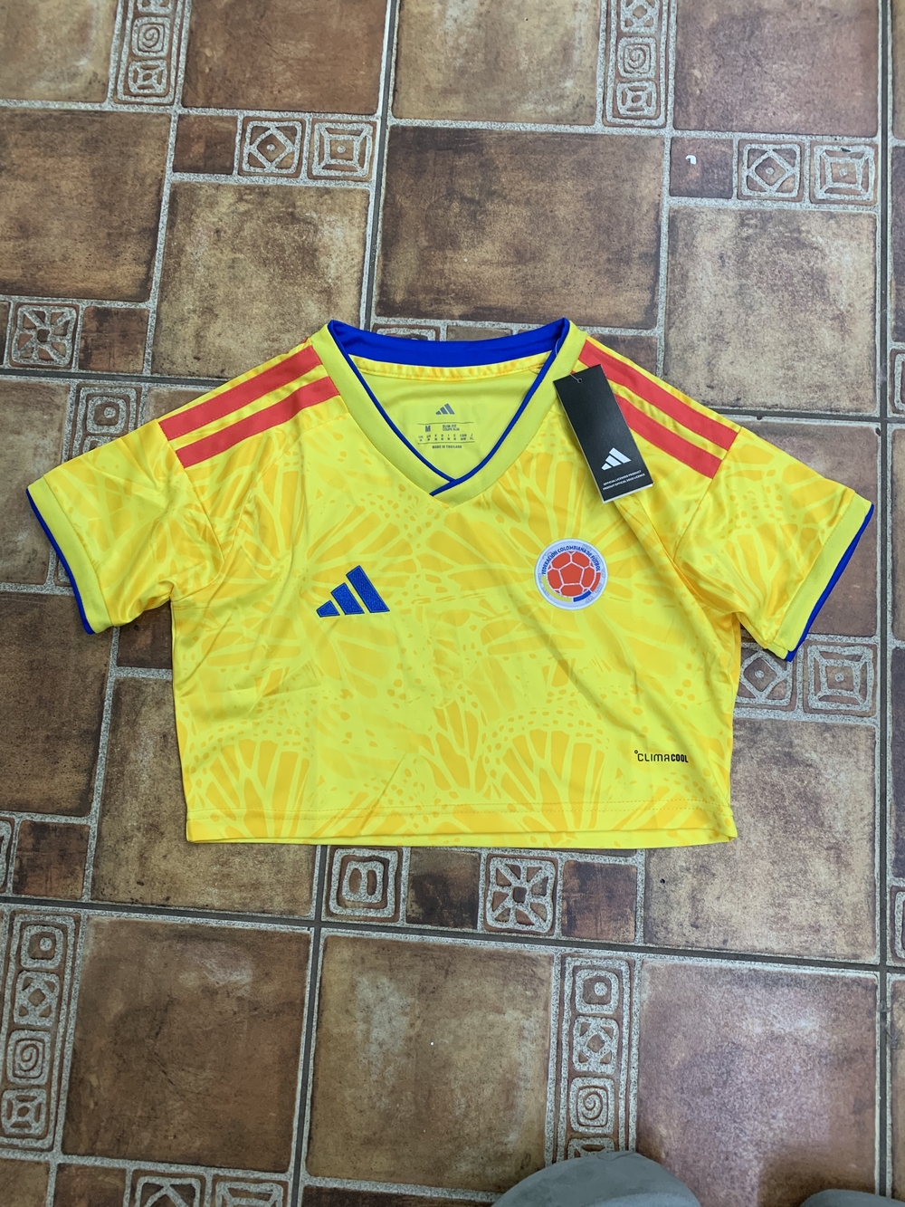 adidas Colombia 2026 World Cup Women's Cropped Jersey Size L